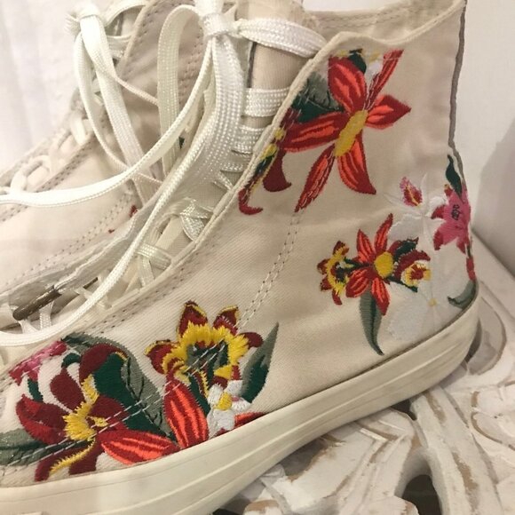 PatBo x converse hi tops - Picture 2 of 8